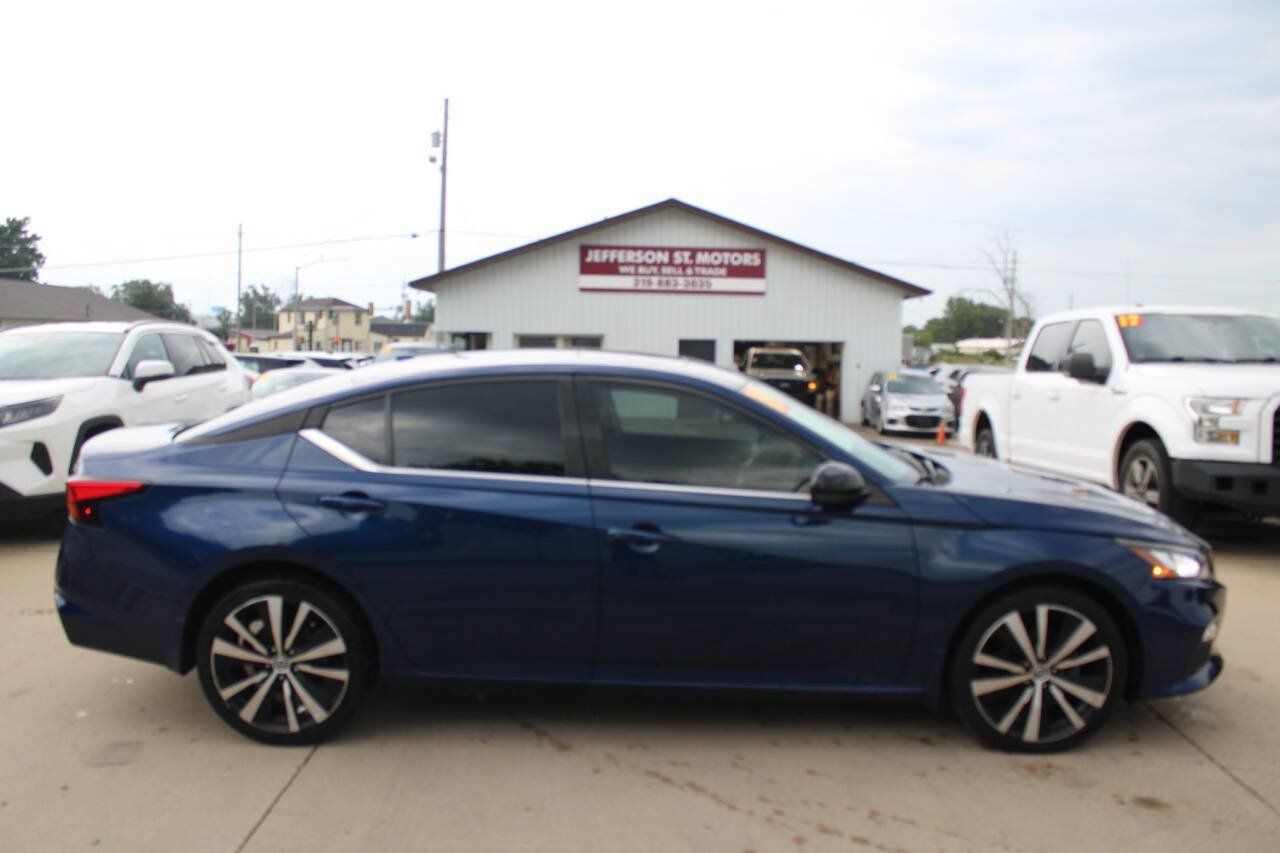 Used 2019 Nissan Altima 2.5 SR w/ SR Premium Package AWD/4WD image 1