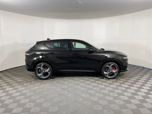 New 2026 Alfa Romeo Tonale w/ Quick Order Package 23H Volce image 4