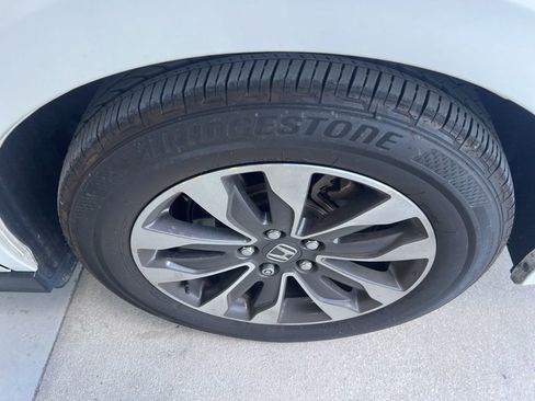 Used 2022 Honda Odyssey EX-L image 4