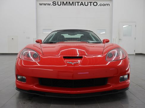 Used 2013 Chevrolet Corvette 427 w/ 1SB Preferred Equipment Group RWD image 18
