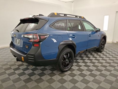 Used 2025 Subaru Outback Wilderness AWD/4WD image 25