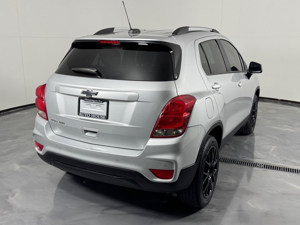 Used 2022 Chevrolet Trax LT w/ Driver Confidence Package AWD/4WD image 5