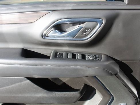 Used 2021 Chevrolet Tahoe Z71 image 35