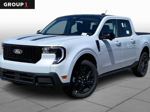 New 2026 Ford Maverick Lariat w/ Black Appearance Package image 1