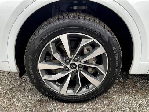 Certified 2023 Audi Q5 2.0T Premium image 9