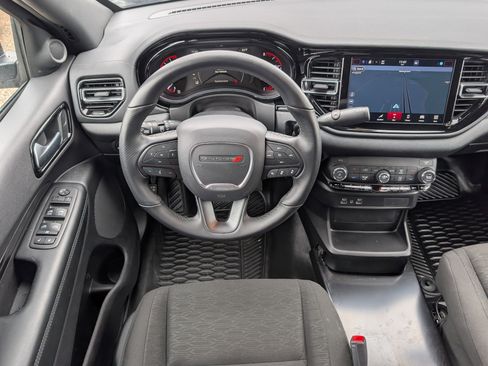 Used 2025 Dodge Durango AWD w/ Technology Group image 15