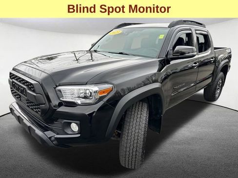 Used 2023 Toyota Tacoma TRD Off-Road w/ Advanced Technology Package image 5