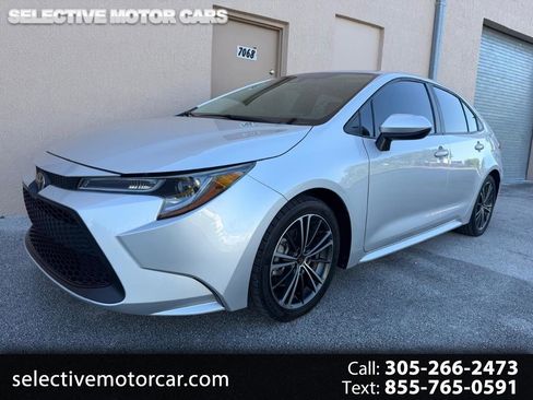 Used 2022 Toyota Corolla L FWD image 1