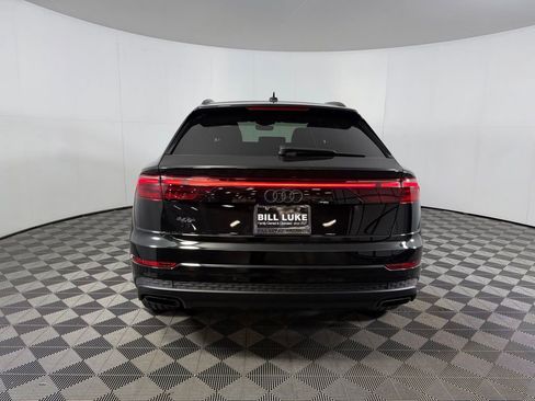 Used 2025 Audi Q8 Premium w/ Black Optic Package AWD/4WD image 9