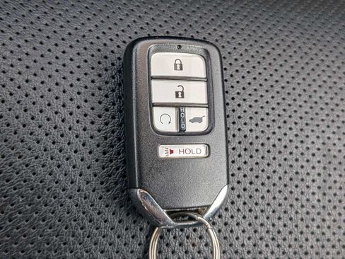 Used 2018 Honda Pilot Elite image 30
