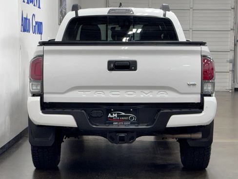 Used 2021 Toyota Tacoma TRD Sport image 5