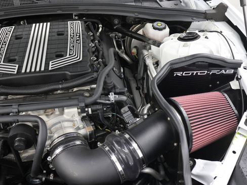 Used 2018 Chevrolet Camaro ZL1 RWD image 16