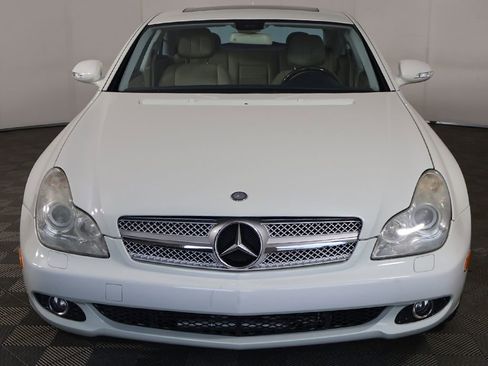 Used 2007 Mercedes-Benz CLS 550 image 9