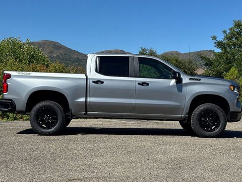 New 2026 Chevrolet Silverado 1500 LT Trail Boss w/ LT Trail Boss Premium Package AWD/4WD image 3