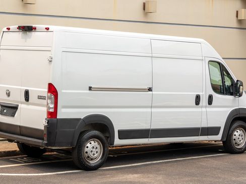Used 2023 RAM ProMaster 2500 FWD image 11