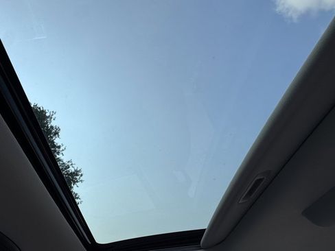 New 2026 Kia Carnival SX Prestige image 20