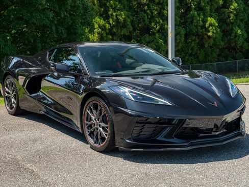 Used 2023 Chevrolet Corvette Stingray image 7