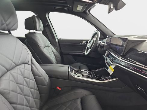 New 2026 BMW X5 xDrive40i AWD/4WD image 9