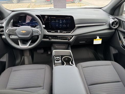 New 2026 Chevrolet Equinox LT FWD image 15