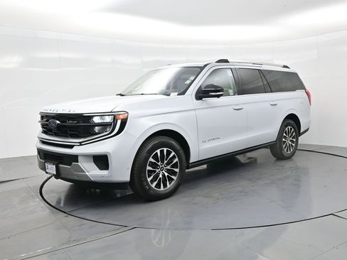 Used 2025 Ford Expedition Max Platinum image 2