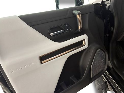 Used 2024 GMC Hummer EV 2X image 12