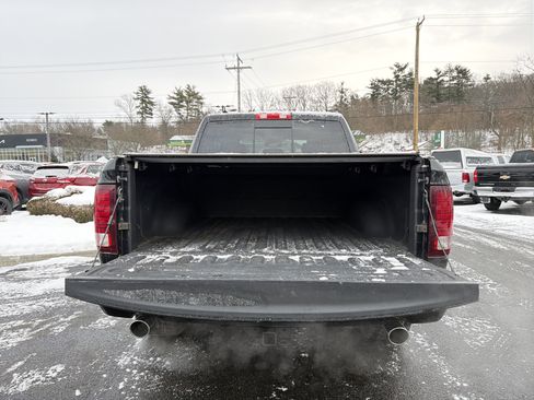 Used 2016 RAM 1500 Sport w/ Black Ram 1500 Sport Group image 33