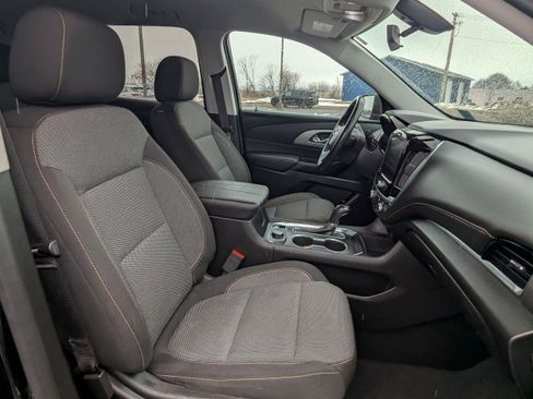 Used 2019 Chevrolet Traverse LT image 9