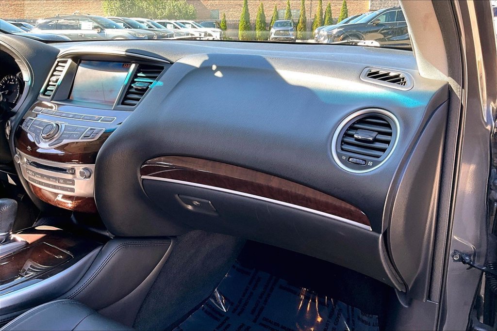 Used 2013 INFINITI JX35 AWD w/ Premium Pkg image 27