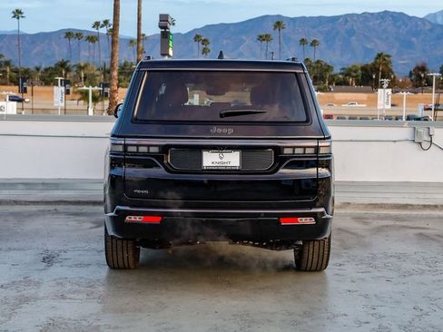 New 2026 Jeep Grand Wagoneer Limited image 8