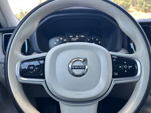 Used 2020 Volvo XC60 T5 Inscription AWD/4WD image 27