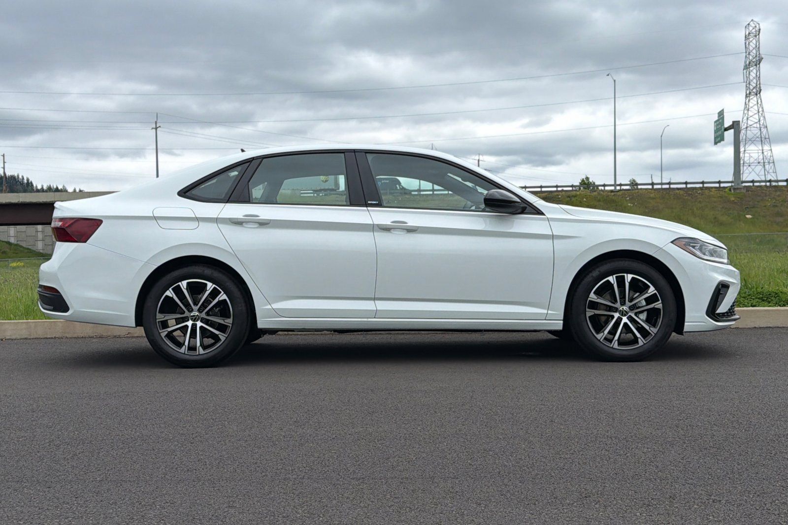 New 2026 Volkswagen Jetta Sport FWD image 2