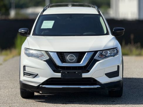Used 2017 Nissan Rogue SV w/ Midnight Edition FWD image 5