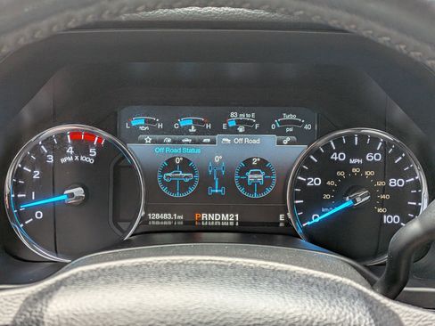 Used 2017 Ford F250 Lariat w/ Lariat Ultimate Package AWD/4WD image 17