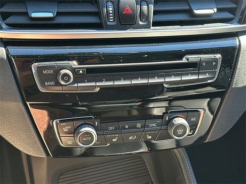 Used 2018 BMW X1 xDrive28i image 32