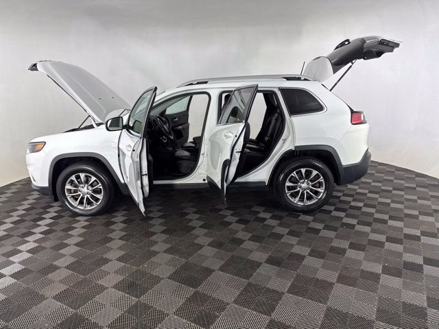 Used 2019 Jeep Cherokee Latitude Plus AWD/4WD image 10