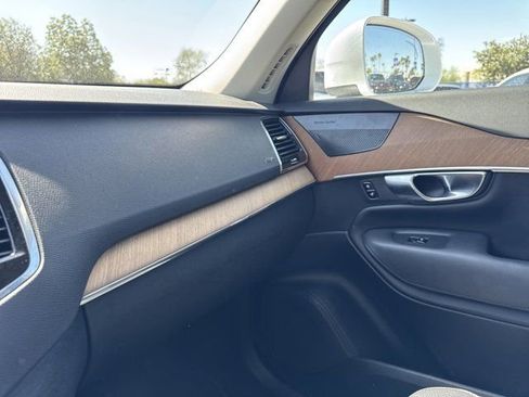 Used 2023 Volvo XC90 T8 Plus image 27