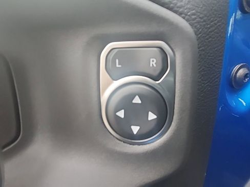 New 2026 Jeep Wrangler Unlimited Sahara AWD/4WD image 33