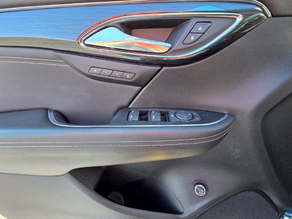 Used 2023 Buick Envision Essence FWD image 13