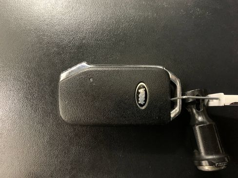 Used 2020 Kia Telluride S AWD/4WD image 33