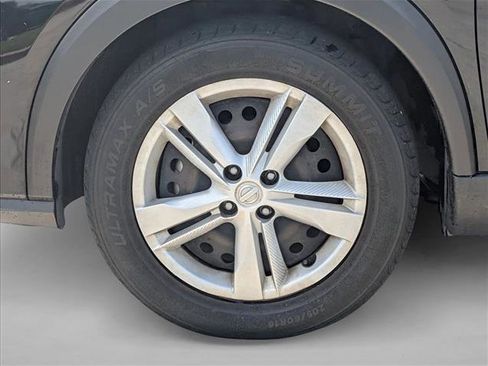 Used 2022 Nissan Kicks S FWD image 10