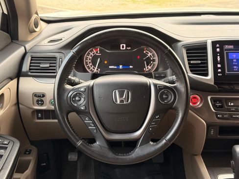 Used 2017 Honda Pilot EX-L image 25