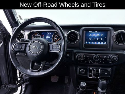 Used 2021 Jeep Gladiator Sport AWD/4WD image 6