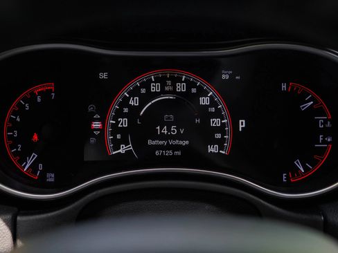 Used 2019 Dodge Durango AWD image 14