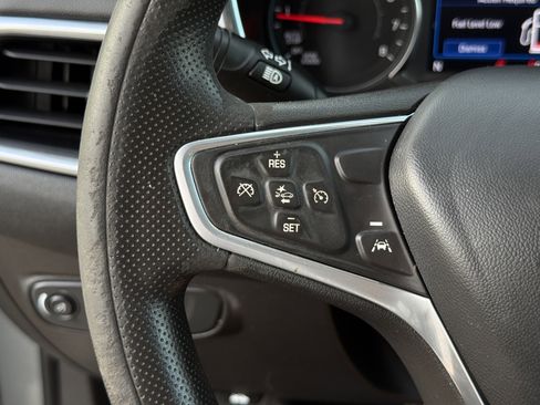 Used 2023 Chevrolet Equinox LT FWD image 17