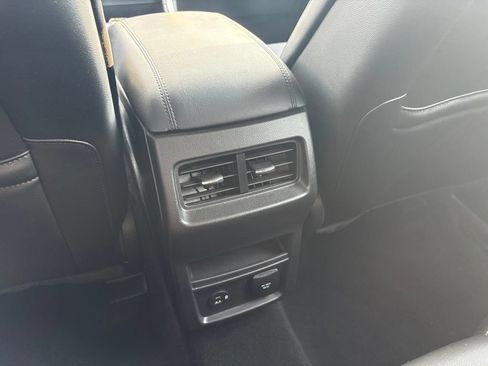 Used 2021 Ford Edge SEL w/ Convenience Package FWD image 20