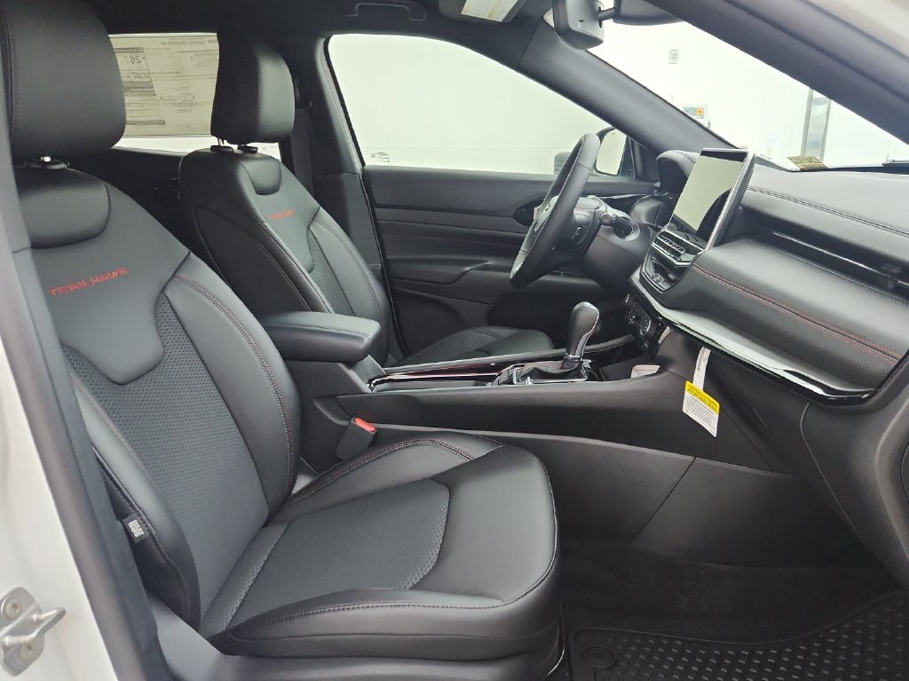 New 2026 Jeep Compass Trailhawk AWD/4WD image 30