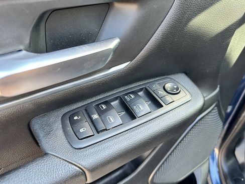 Used 2019 RAM 1500 Big Horn AWD/4WD image 19