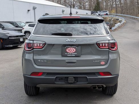 Used 2022 Jeep Compass Limited image 4