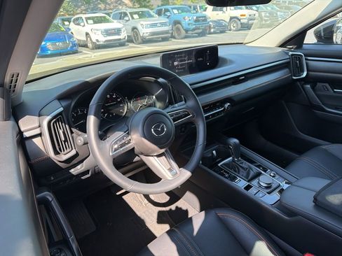Used 2025 MAZDA CX-50 AWD 2.5 Turbo w/ Premium Pkg image 11