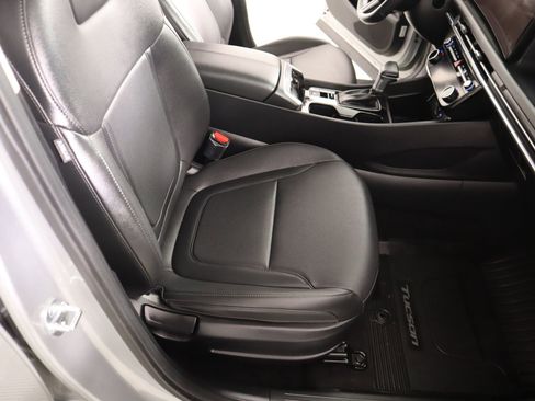 Certified 2025 Hyundai Tucson SEL image 14